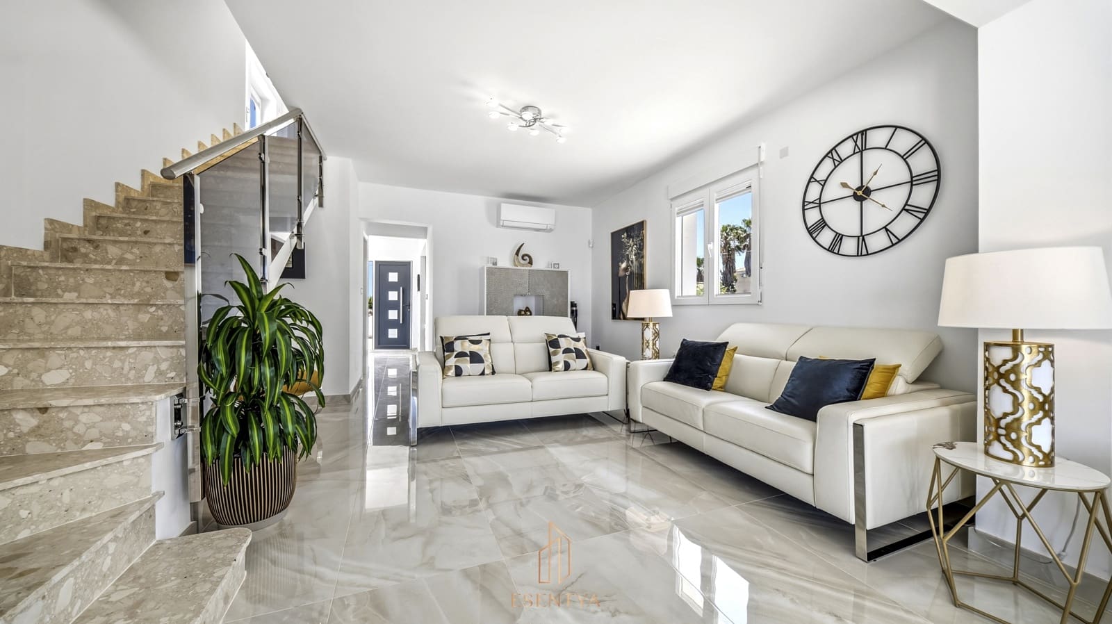6 bedroom Villa for sale in La Marquesa with pool garage - € 1,195,000 (Ref: 10042156)