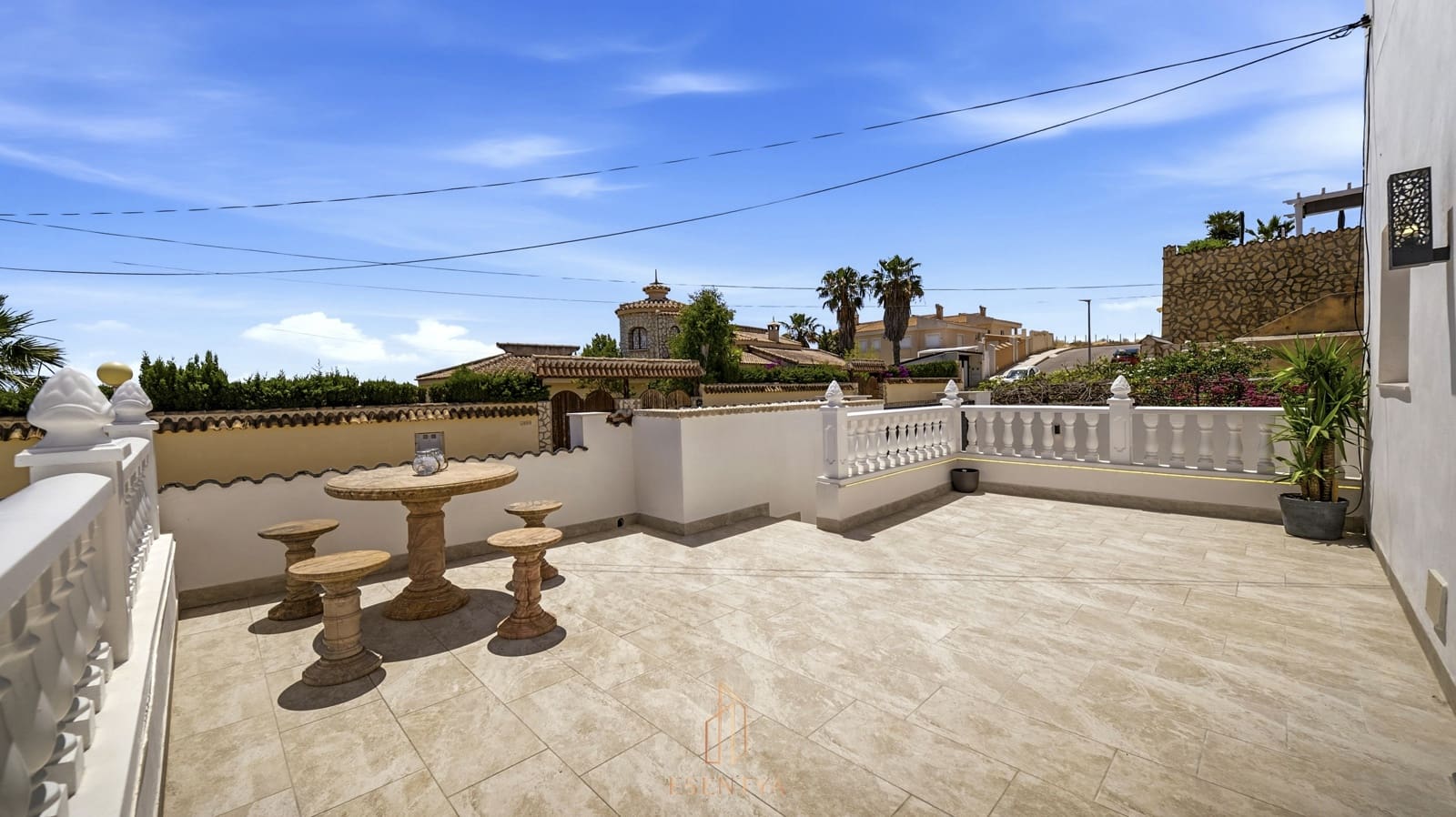 6 bedroom Villa for sale in La Marquesa with pool garage - € 1,195,000 (Ref: 10042156)