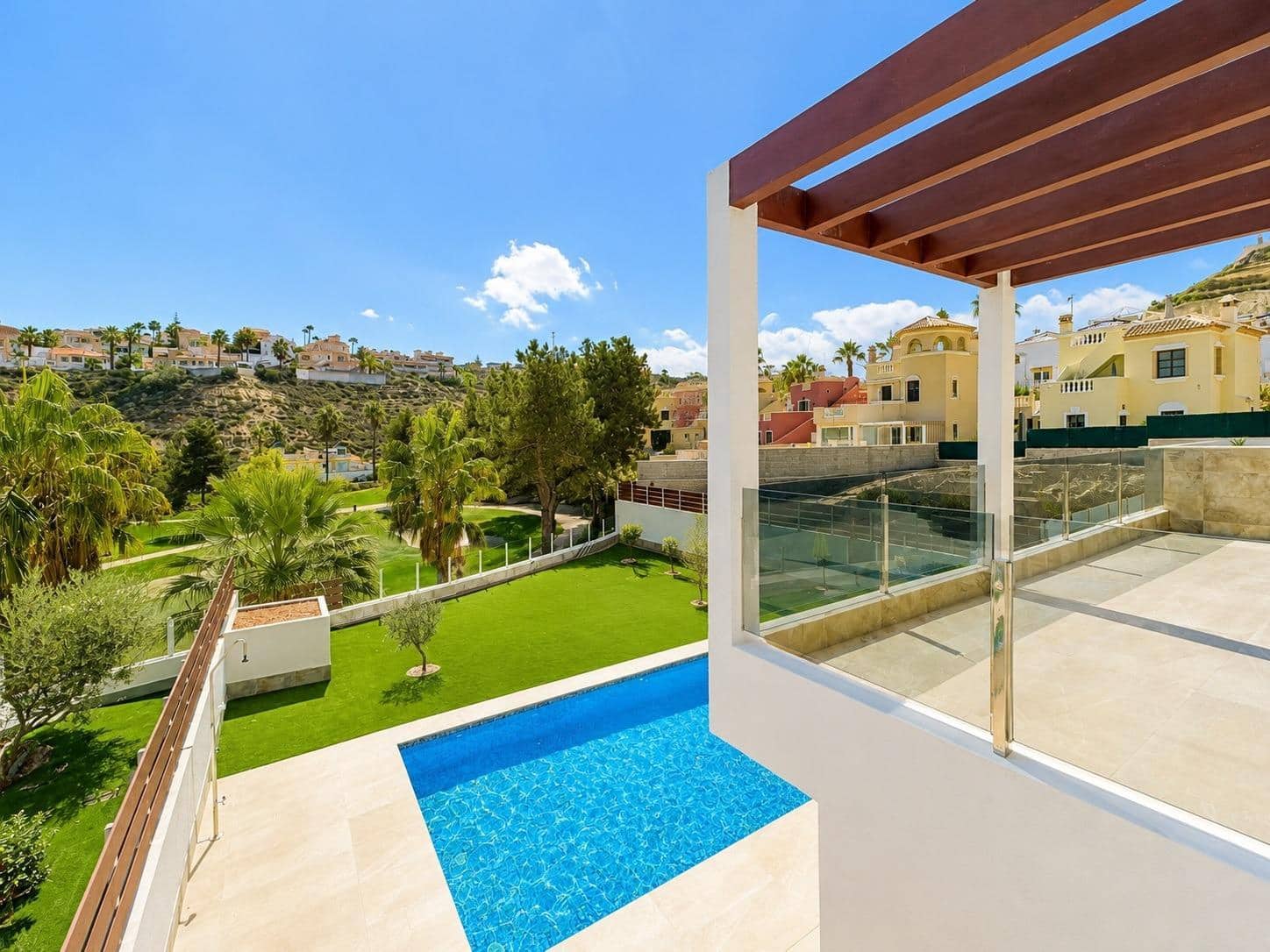 4 bedroom Villa for sale in La Marquesa with pool garage - € 834,000 (Ref: 10044699)