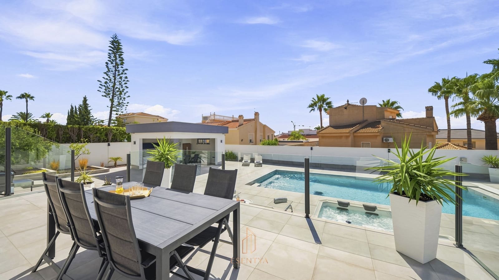 5 quarto Moradia para venda em Ciudad Quesada com piscina garagem - 1 375 000 € (Ref: 10046091)