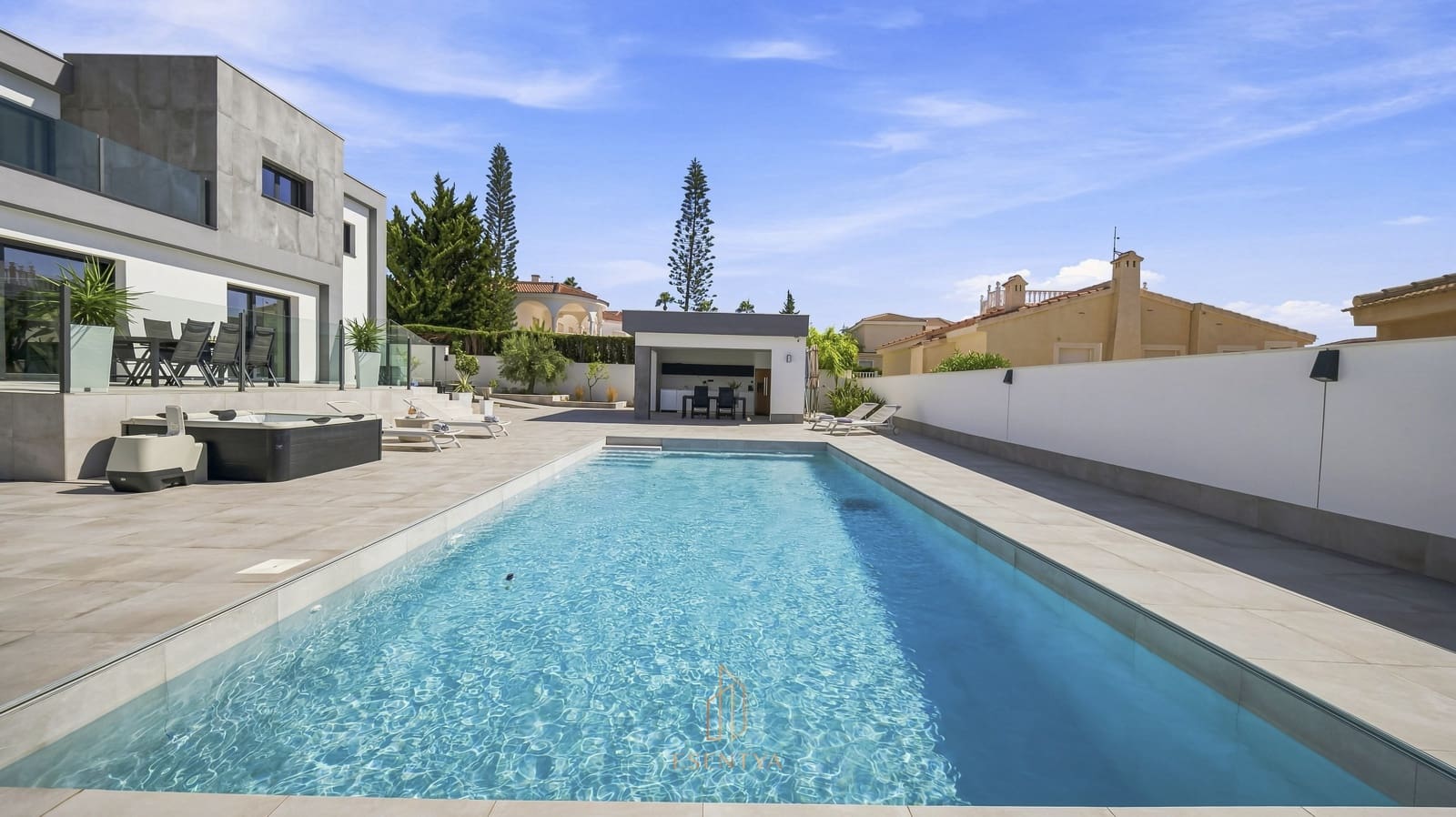 5 quarto Moradia para venda em Ciudad Quesada com piscina garagem - 1 375 000 € (Ref: 10046091)