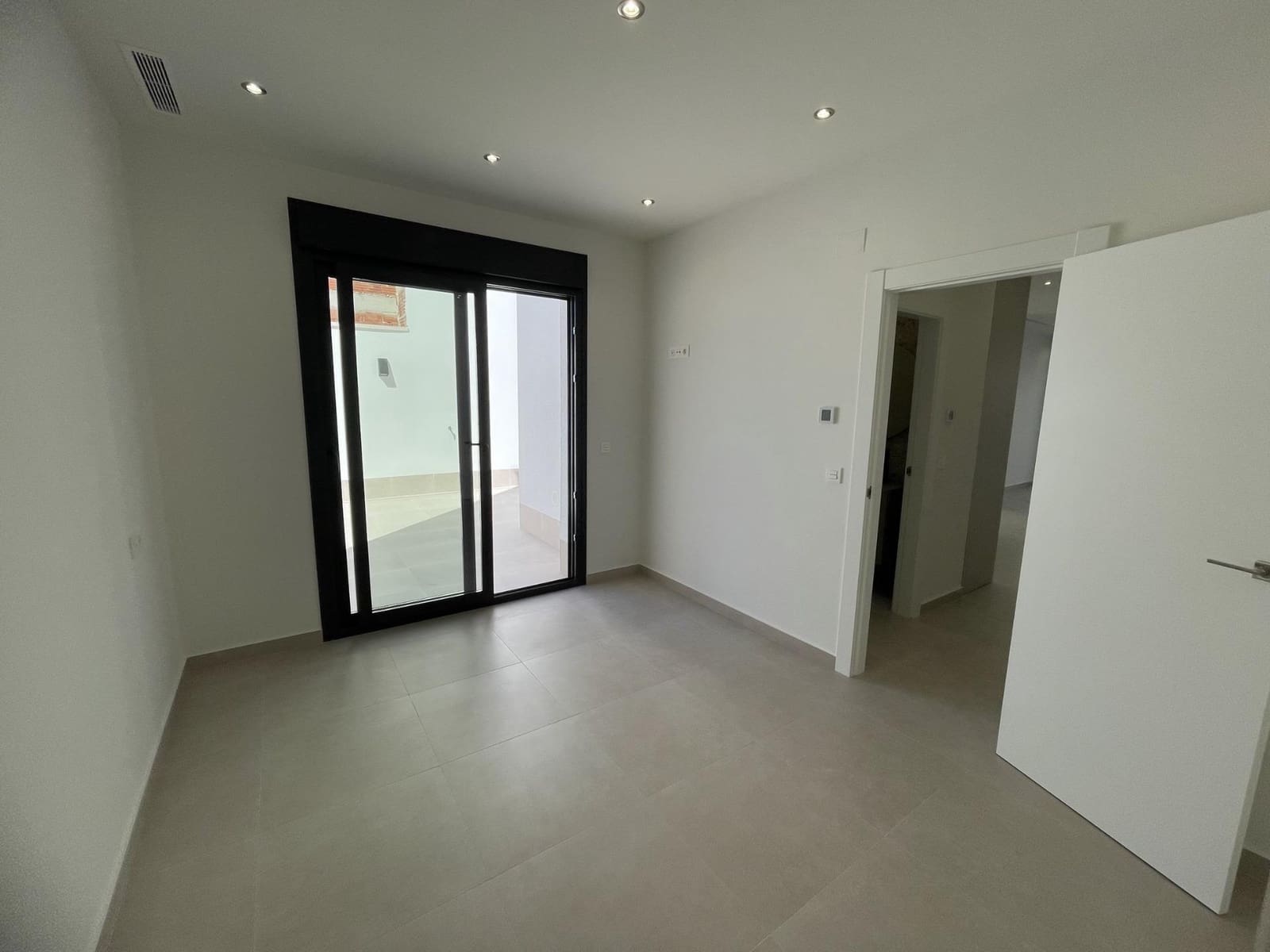 Chalet de 3 habitaciones en Heredades en venta con piscina garaje - 359.900 € (Ref: 10058140)
