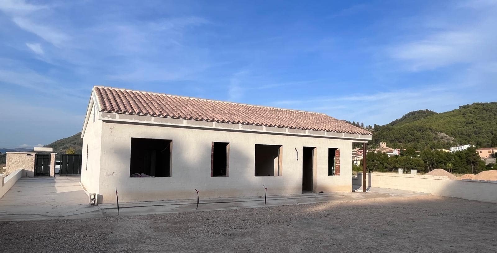 Chalet de 3 habitaciones en Penàguila en venta con garaje - 456.000 € (Ref: 10058154)