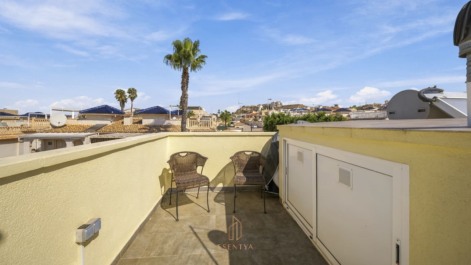 Chalet de 2 habitaciones en Ciudad Quesada en venta con piscina garaje - 279.000 € (Ref: 10112192)