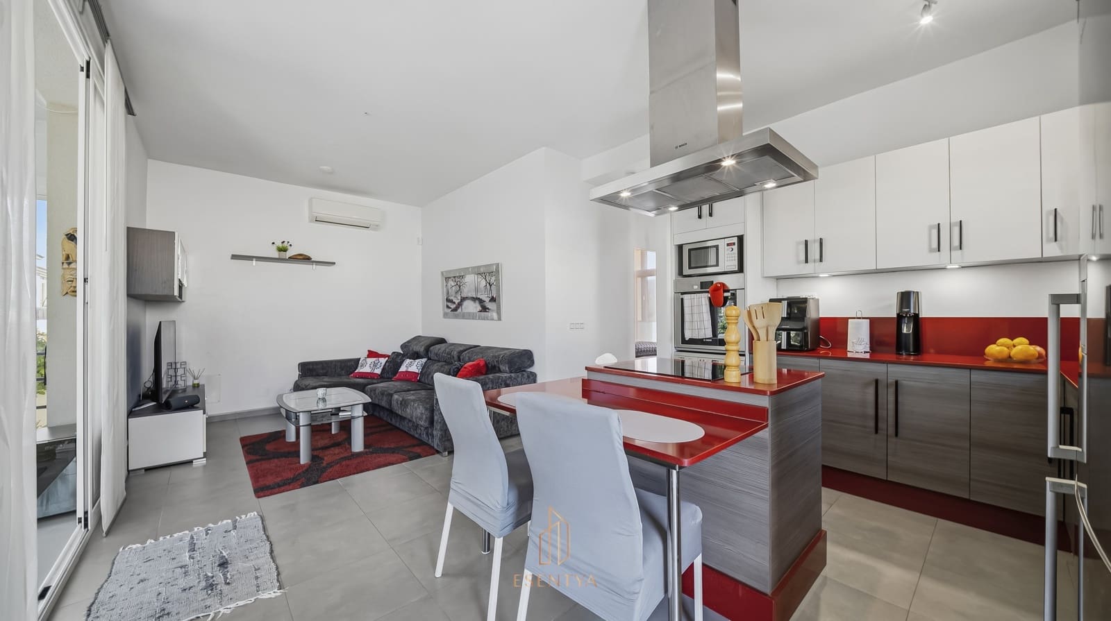 Chalet de 2 habitaciones en Ciudad Quesada en venta con piscina garaje - 279.000 € (Ref: 10112192)