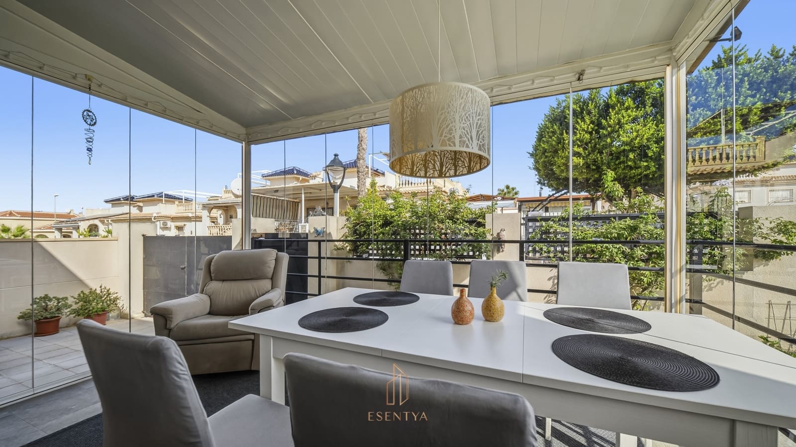 Chalet de 2 habitaciones en Ciudad Quesada en venta con piscina garaje - 279.000 € (Ref: 10112192)