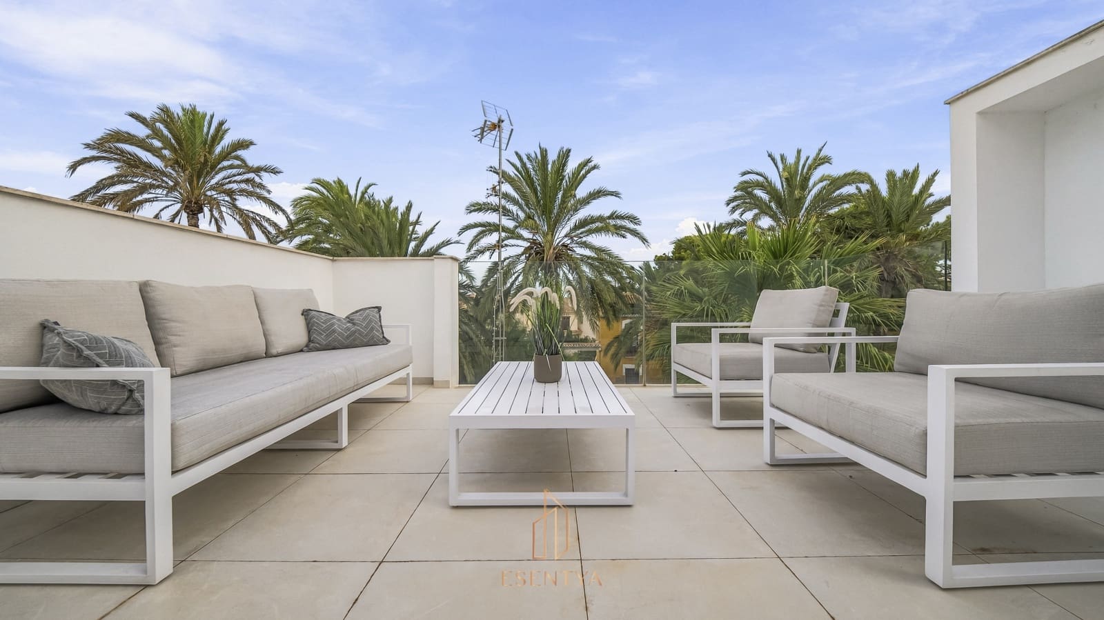 4 bedroom Villa for sale in Santiago de la Ribera with pool garage - € 475,000 (Ref: 10130674)