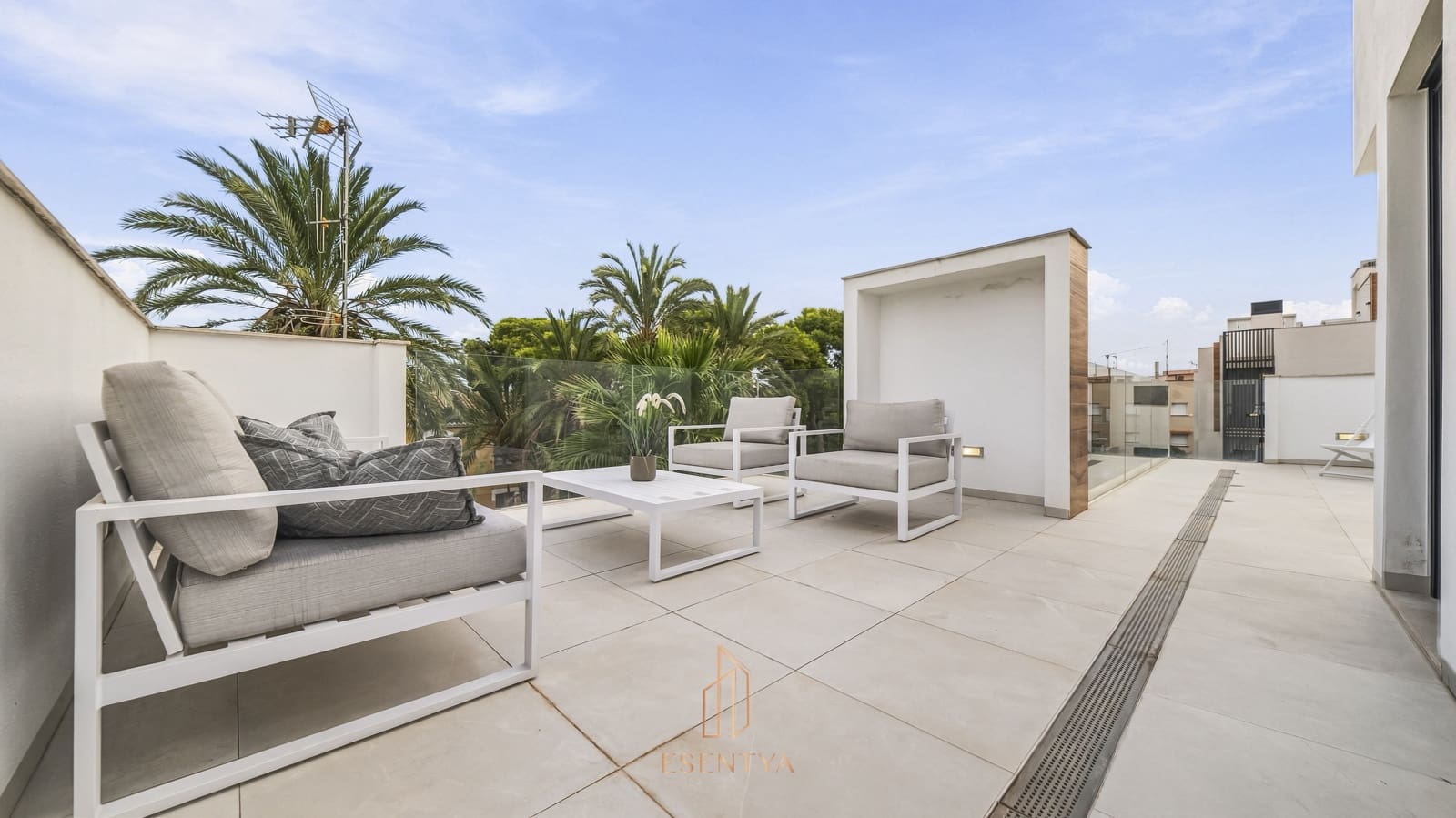 4 bedroom Villa for sale in Santiago de la Ribera with pool garage - € 475,000 (Ref: 10130674)