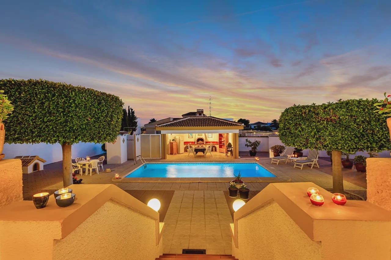 3 bedroom Villa for sale in Ciudad Quesada with pool garage - € 529,000 (Ref: 10148101)
