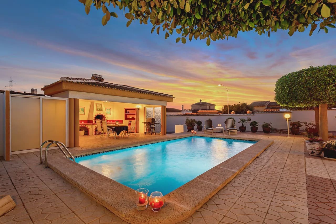 3 bedroom Villa for sale in Ciudad Quesada with pool garage - € 529,000 (Ref: 10148101)