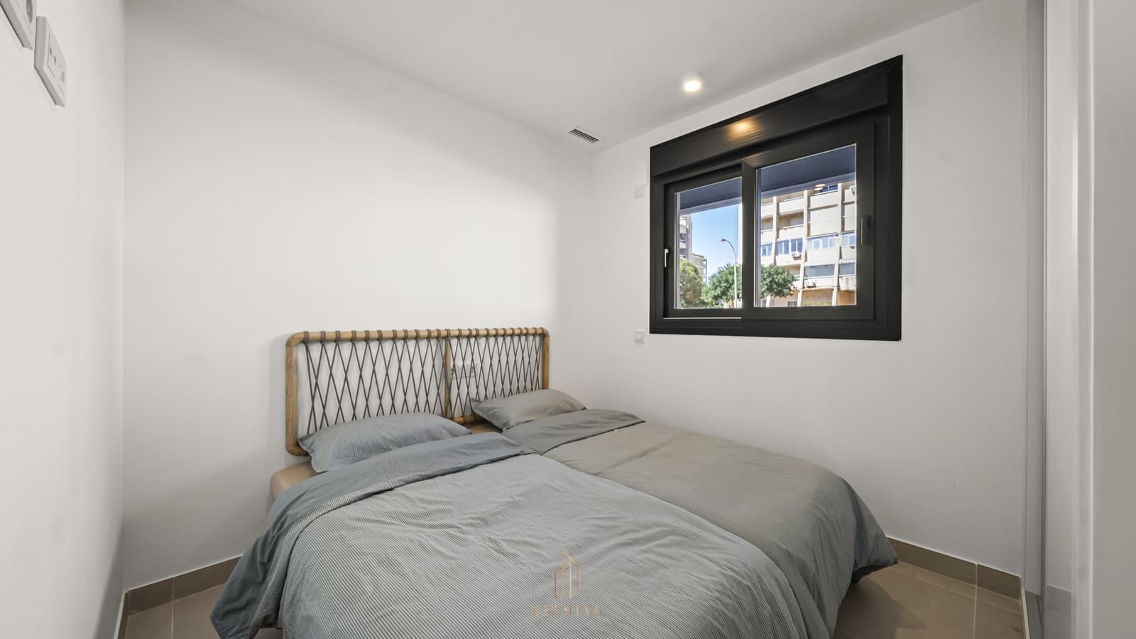 2 bedroom Apartment for sale in Torrevieja with pool garage - € 310,000 (Ref: 7885764)