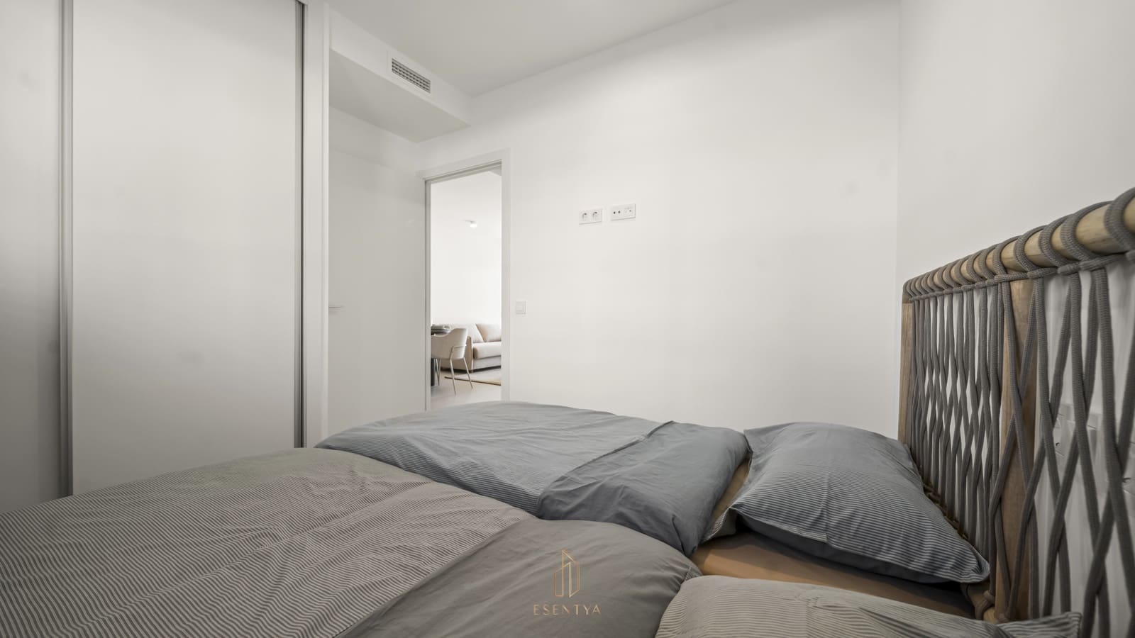 2 bedroom Apartment for sale in Torrevieja with pool garage - € 310,000 (Ref: 7885764)