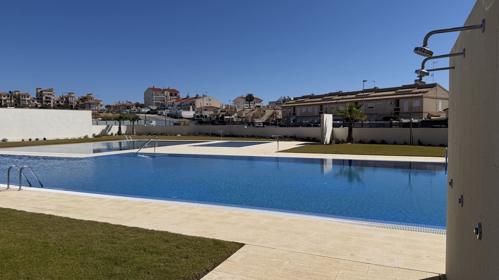 2 bedroom Apartment for sale in Torrevieja with pool garage - € 310,000 (Ref: 7885764)