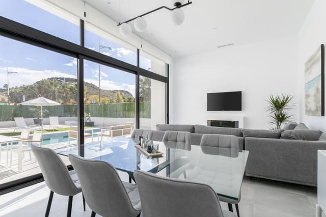 3 soverom Villa til salgs i Calasparra med svømmebasseng garasje - € 359 000 (Ref: 7913601)