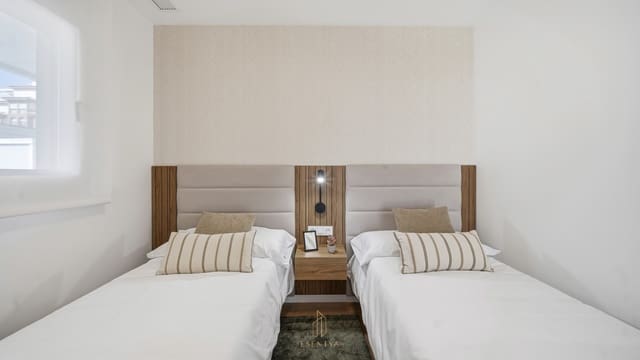 2 slaapkamer Appartement te koop in Torreblanca, Torrevieja met zwembad garage - € 290.000 (Ref: 8360230)