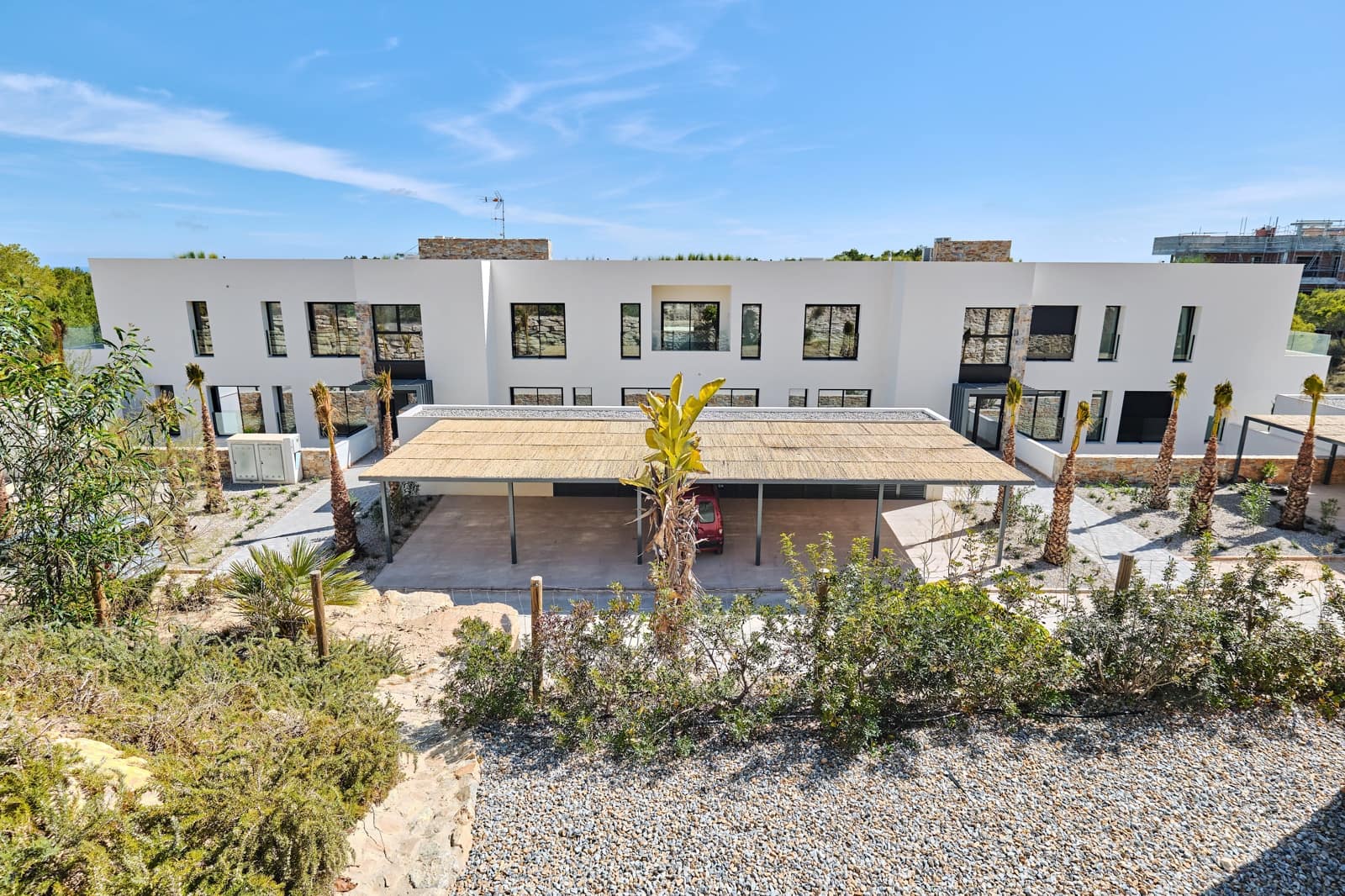 3 quarto Apartamento para venda em Las Colinas Golf com piscina garagem - 685 000 € (Ref: 8545812)