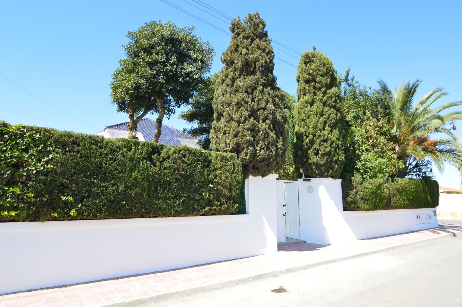 4 soverom Villa til salgs i Torrevieja med svømmebasseng garasje - € 890 000 (Ref: 8643612)