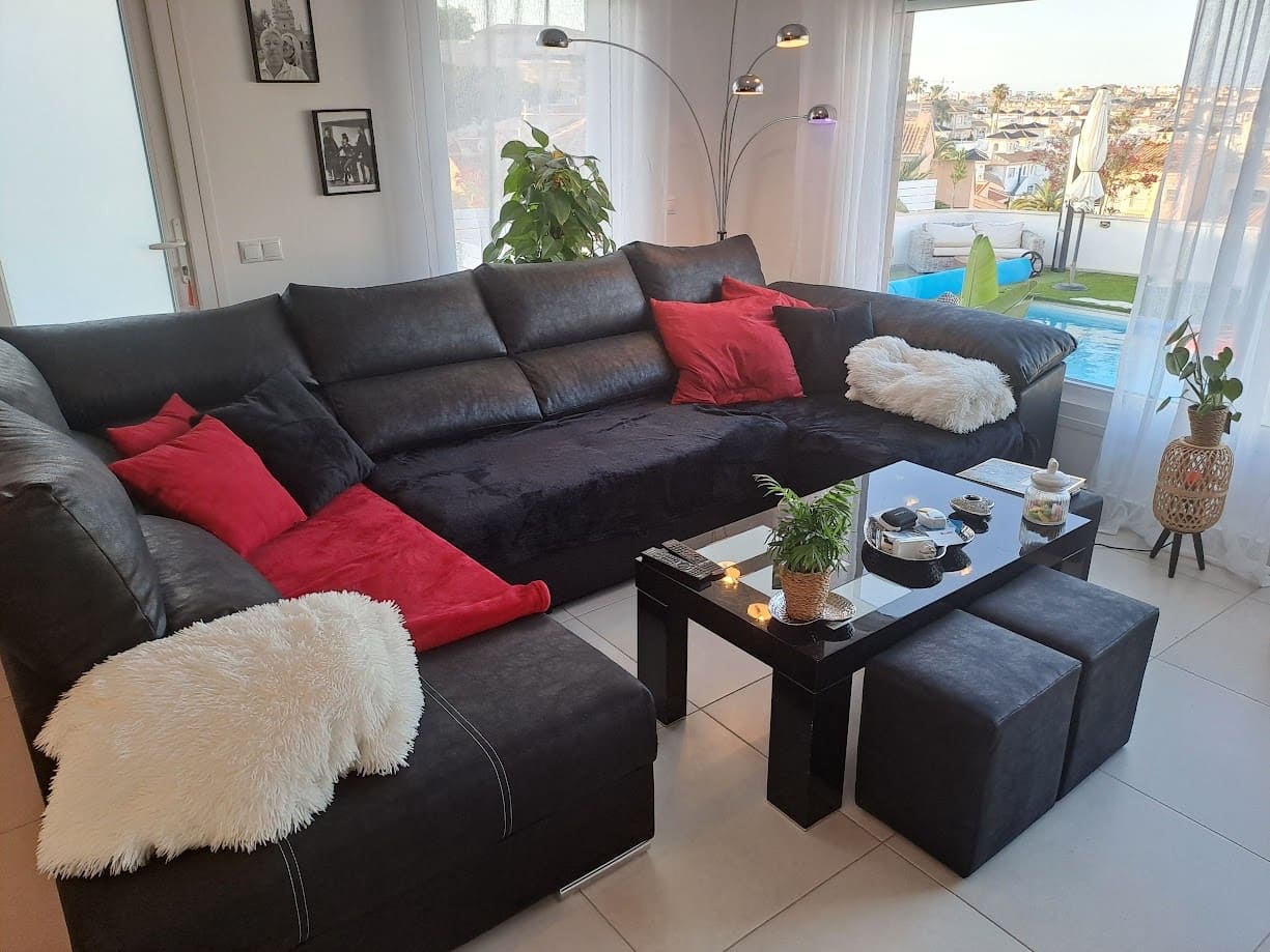 6 soverom Villa til salgs i Ciudad Quesada med svømmebasseng garasje - € 685 000 (Ref: 8678724)