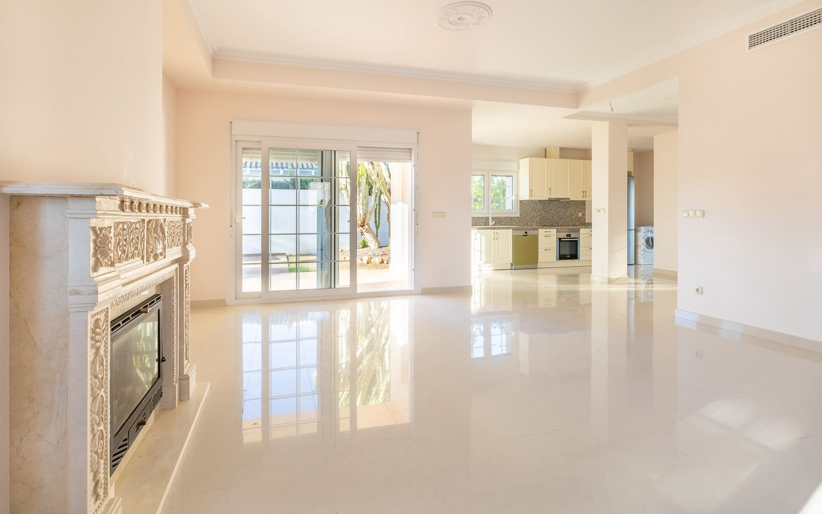 4 soverom Villa til salgs i Cabo Roig med svømmebasseng garasje - € 910 000 (Ref: 8703453)