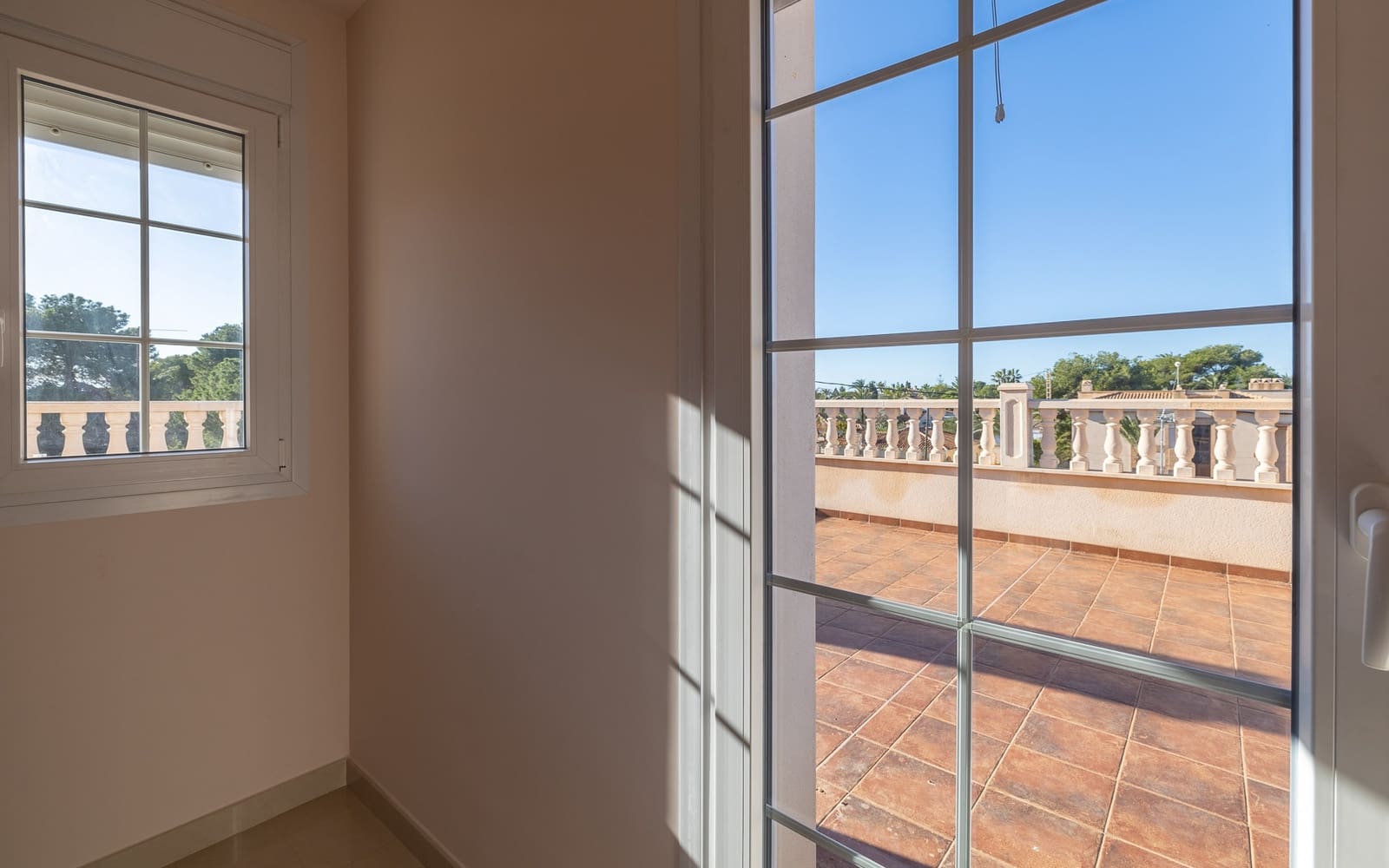 4 soverom Villa til salgs i Cabo Roig med svømmebasseng garasje - € 910 000 (Ref: 8703453)