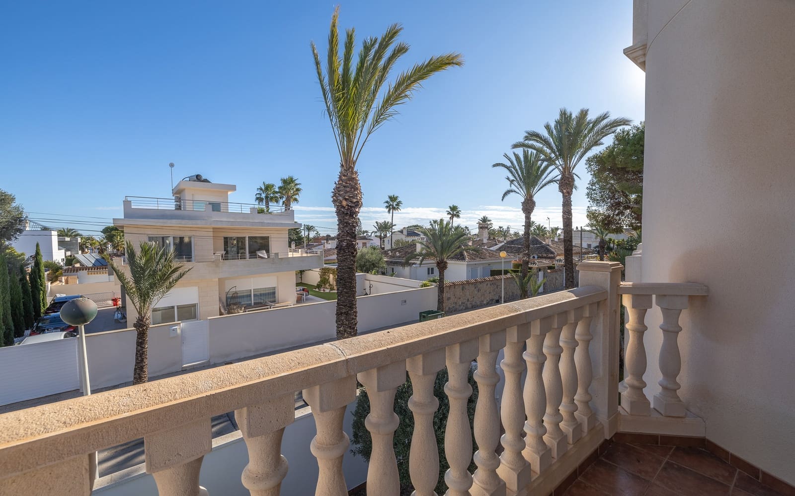4 soverom Villa til salgs i Cabo Roig med svømmebasseng garasje - € 910 000 (Ref: 8703453)