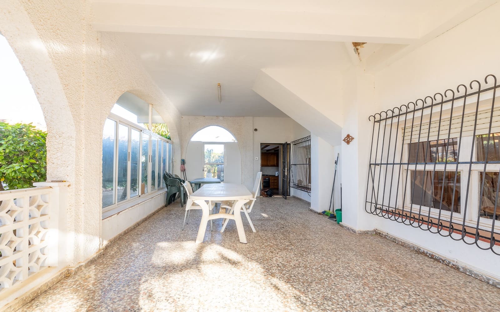 6 soverom Villa til salgs i Los Montesinos med svømmebasseng garasje - € 387 000 (Ref: 8789781)