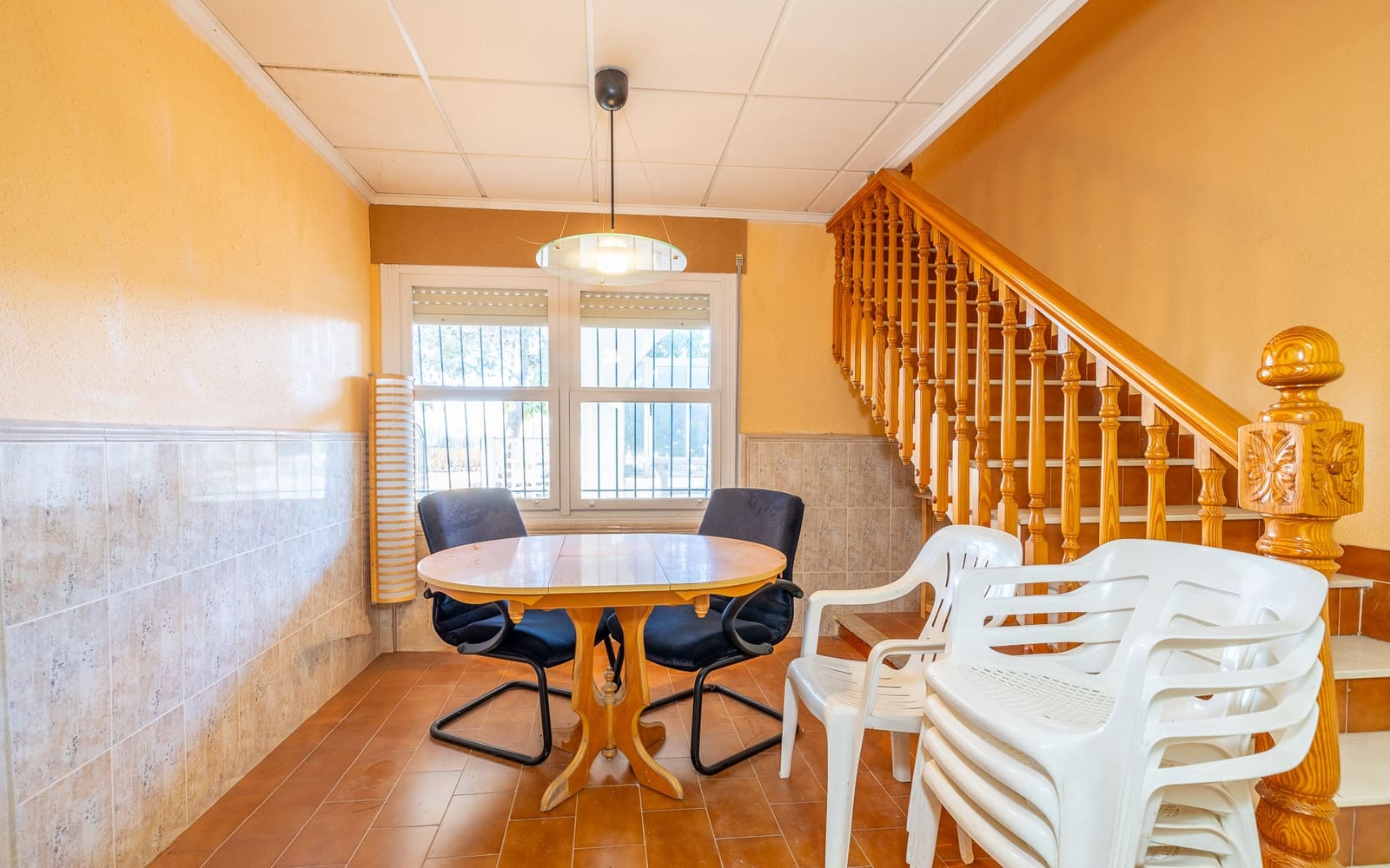 6 soverom Villa til salgs i Los Montesinos med svømmebasseng garasje - € 387 000 (Ref: 8789781)