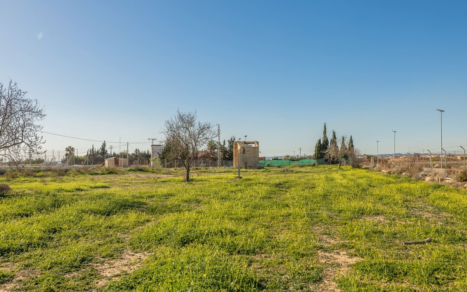 6 soverom Villa til salgs i Los Montesinos med svømmebasseng garasje - € 387 000 (Ref: 8789781)