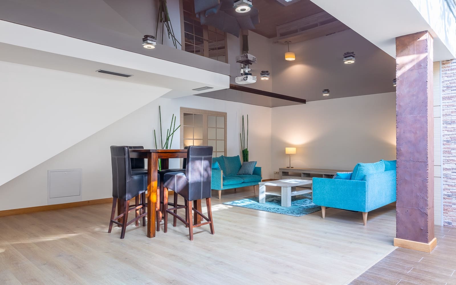 2 soveværelse Villa til salg i La Zenia med swimmingpool garage - € 1.100.000 (Ref: 8820593)