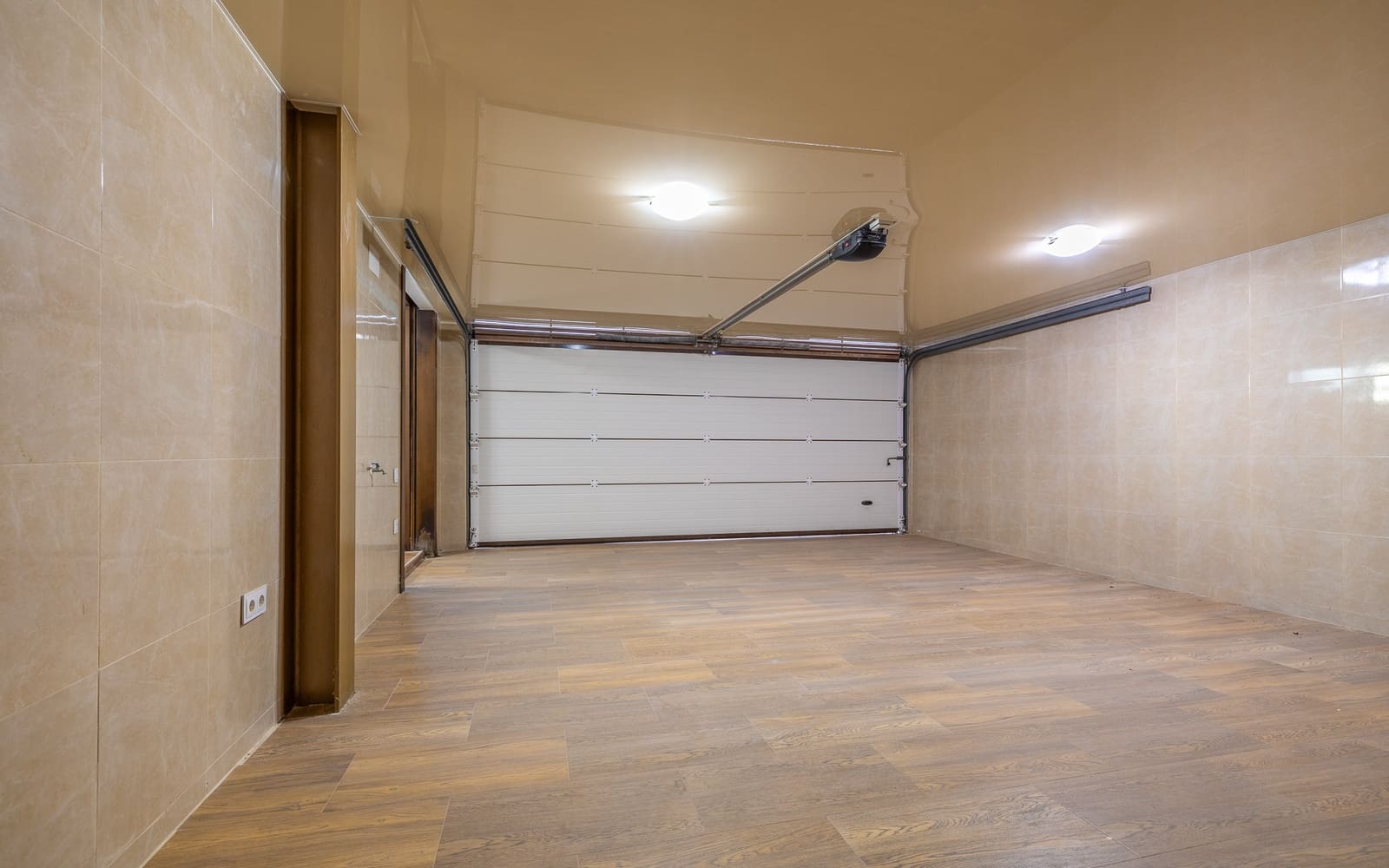 2 soveværelse Villa til salg i La Zenia med swimmingpool garage - € 1.100.000 (Ref: 8820593)