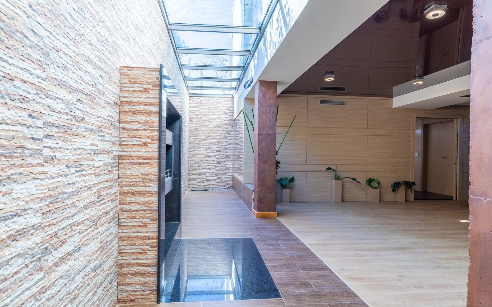 2 soveværelse Villa til salg i La Zenia med swimmingpool garage - € 1.100.000 (Ref: 8820593)