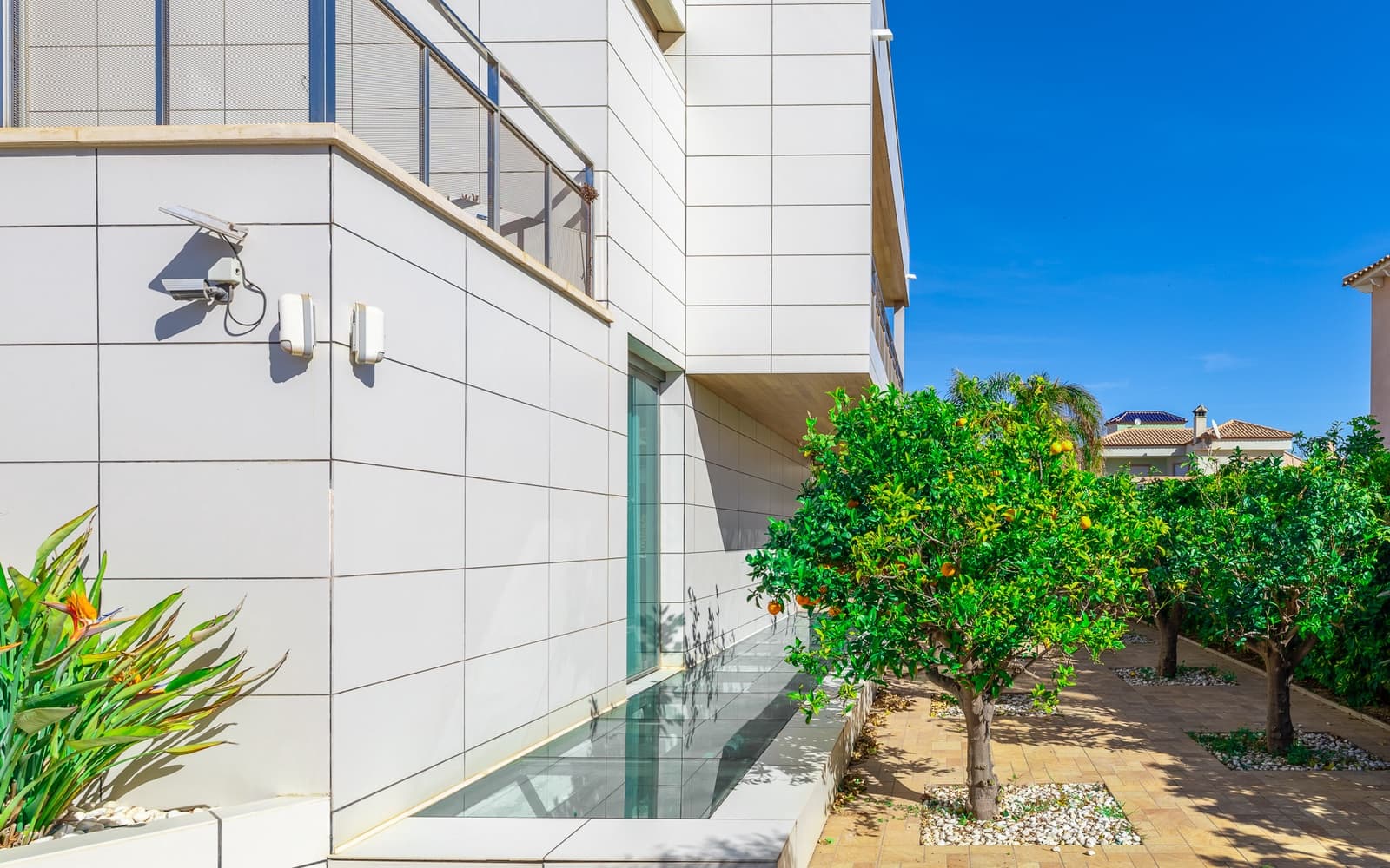 2 soveværelse Villa til salg i La Zenia med swimmingpool garage - € 1.100.000 (Ref: 8820593)