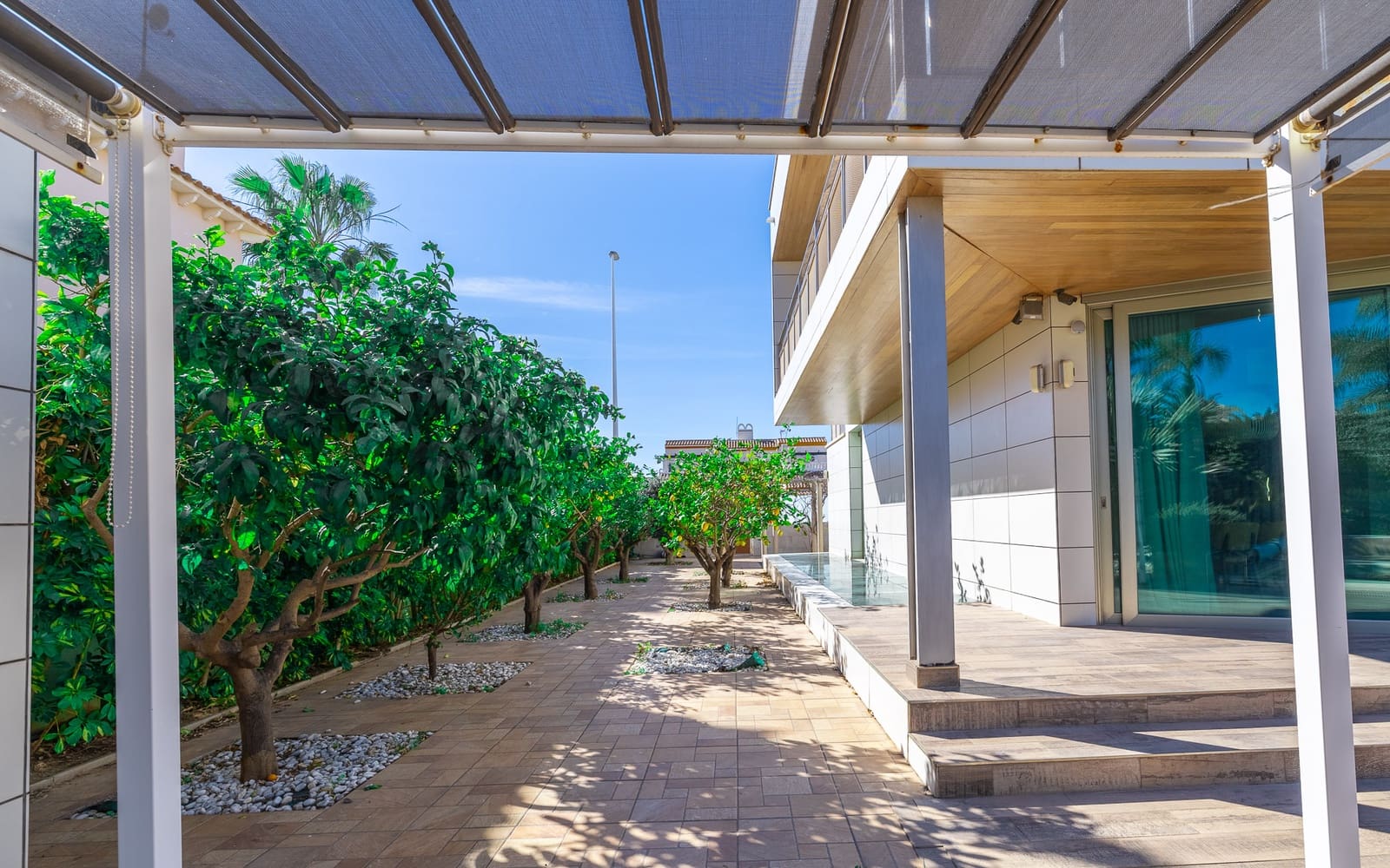 2 soveværelse Villa til salg i La Zenia med swimmingpool garage - € 1.100.000 (Ref: 8820593)