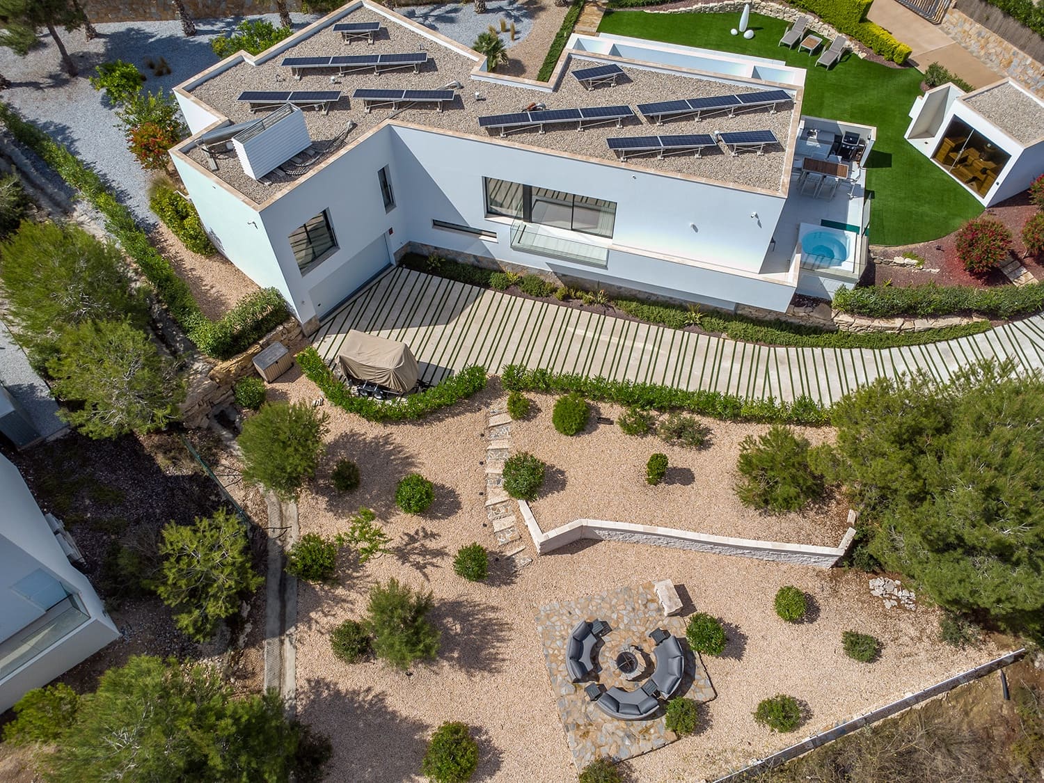 4 quarto Moradia para venda em Las Colinas Golf com piscina garagem - 1 450 000 € (Ref: 8823405)