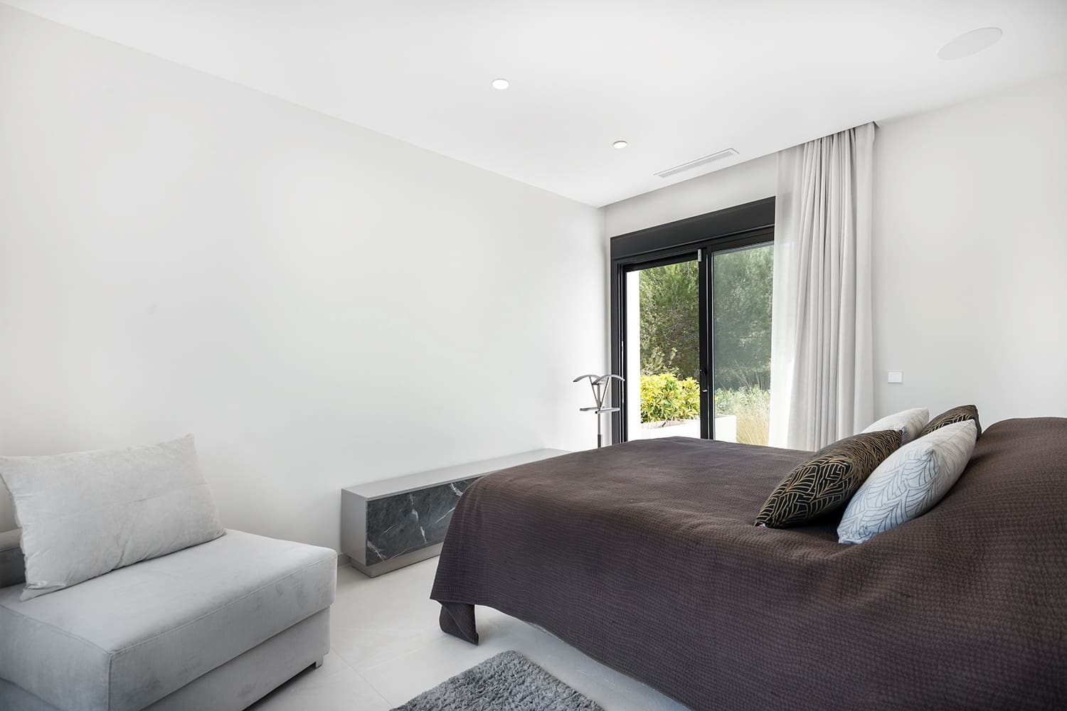 4 quarto Moradia para venda em Las Colinas Golf com piscina garagem - 1 450 000 € (Ref: 8823405)