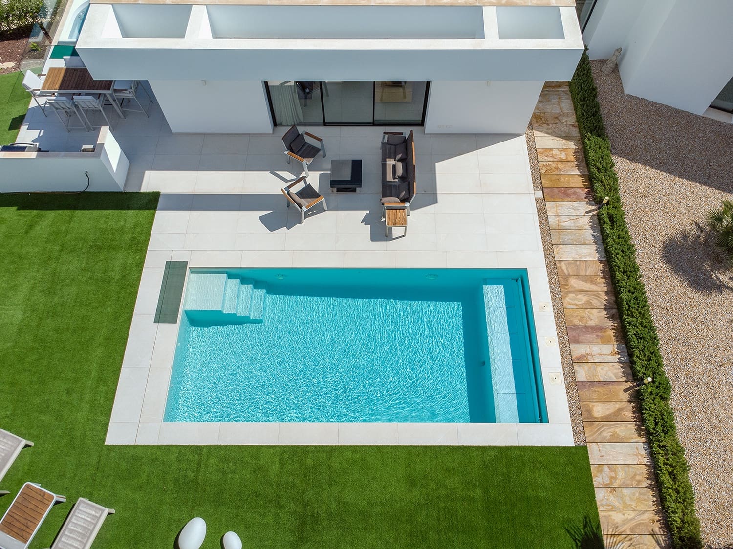 4 quarto Moradia para venda em Las Colinas Golf com piscina garagem - 1 450 000 € (Ref: 8823405)