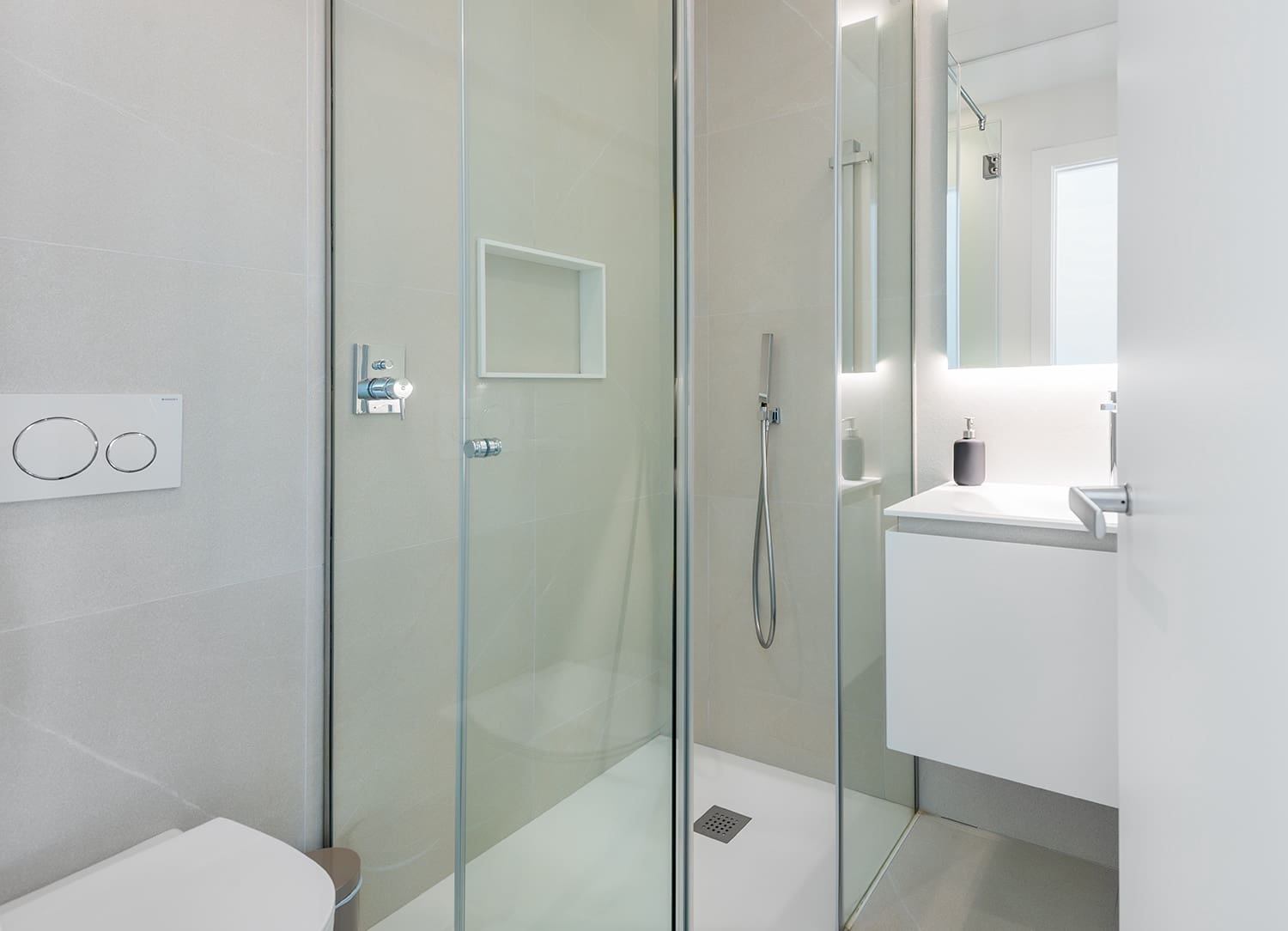 4 quarto Moradia para venda em Las Colinas Golf com piscina garagem - 1 450 000 € (Ref: 8823405)