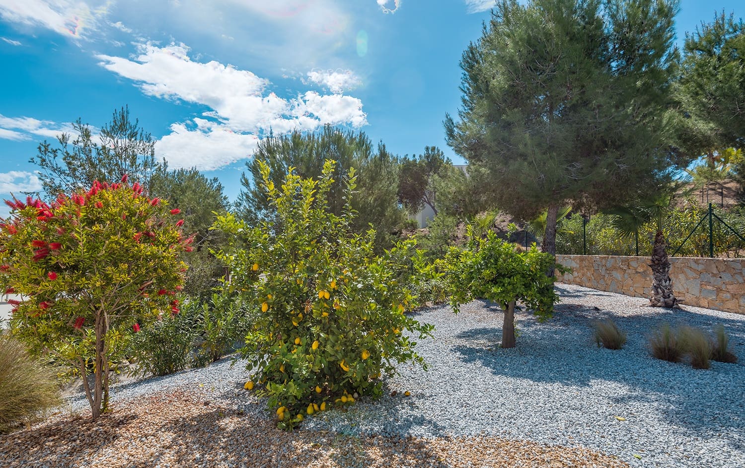 4 quarto Moradia para venda em Las Colinas Golf com piscina garagem - 1 450 000 € (Ref: 8823405)