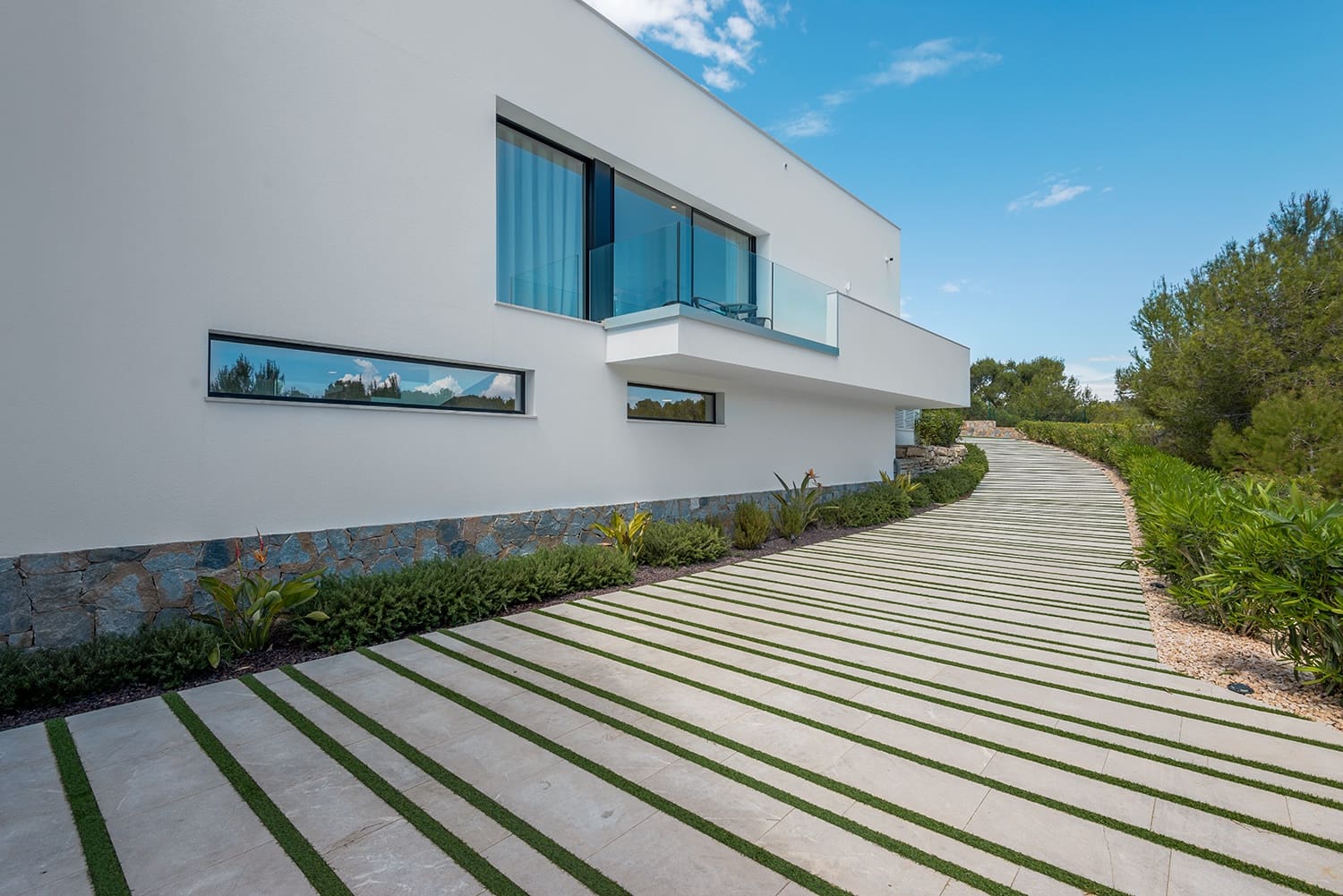 4 quarto Moradia para venda em Las Colinas Golf com piscina garagem - 1 450 000 € (Ref: 8823405)