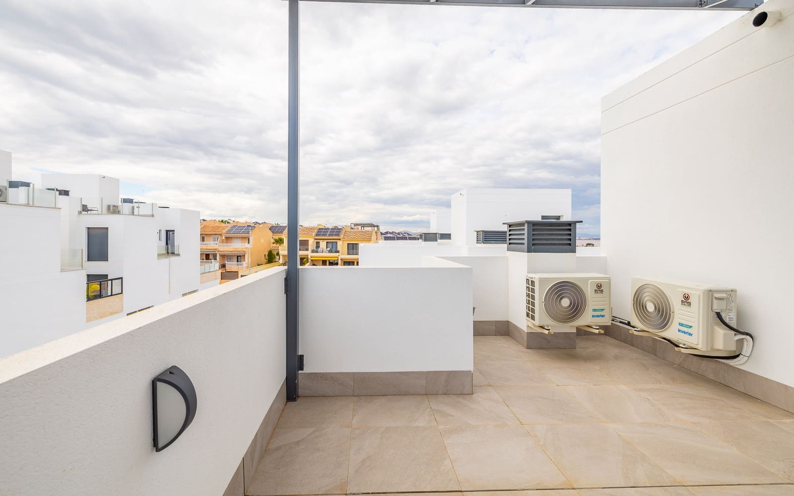 3 quarto Moradia para venda em Los Altos com piscina garagem - 670 000 € (Ref: 8895624)