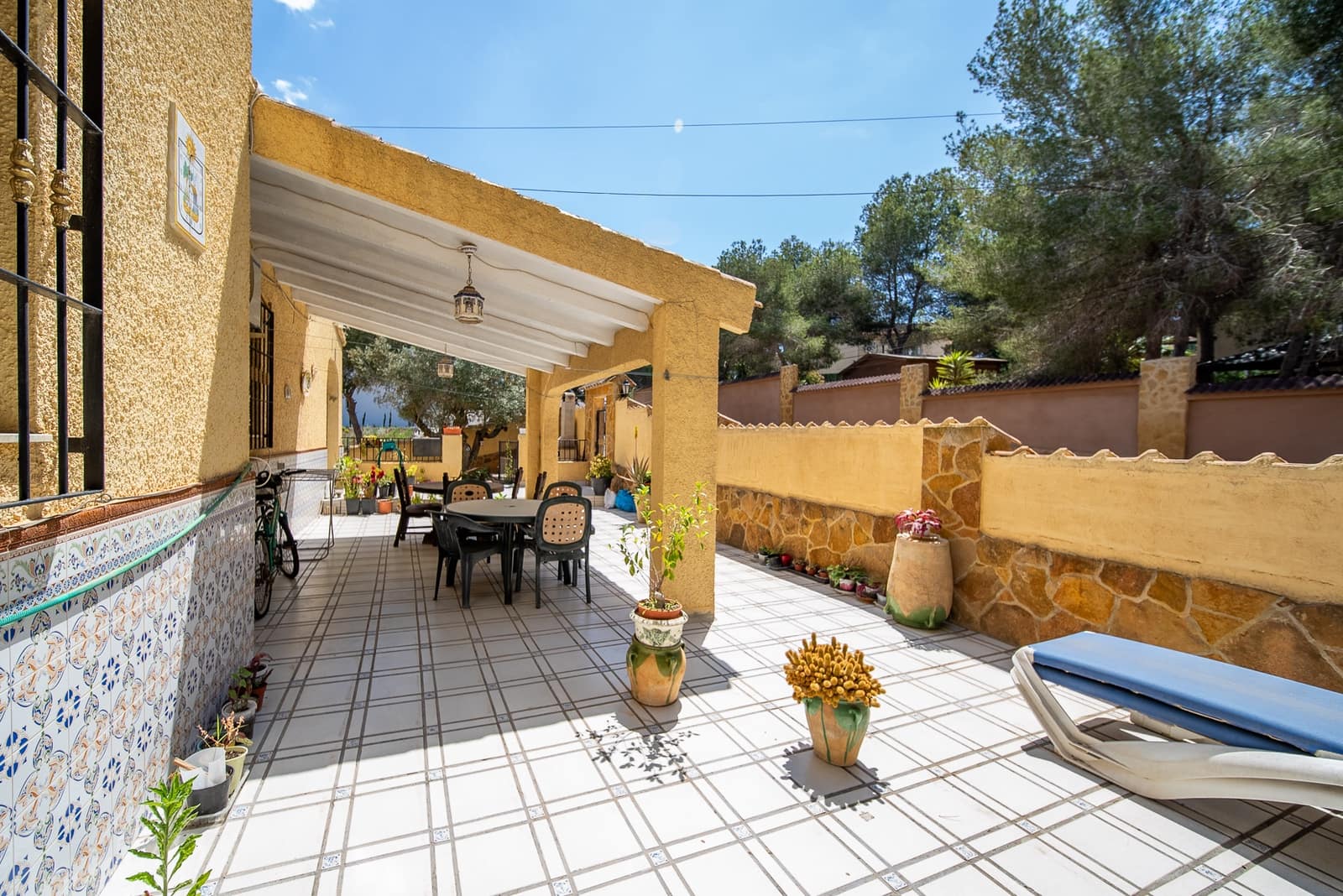 6 camera da letto Villa in vendita in Filipinas con piscina garage - 450.000 € (Rif: 8981865)