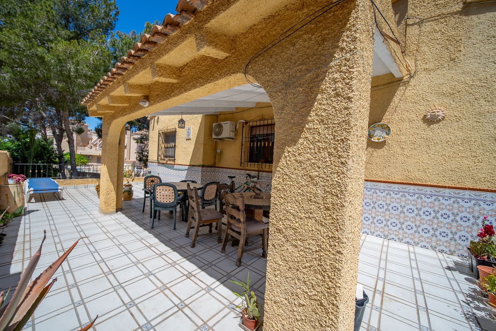 6 camera da letto Villa in vendita in Filipinas con piscina garage - 450.000 € (Rif: 8981865)