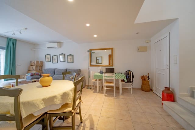 3 soverom Finca/Herregård til salgs i Torreblanca, Torrevieja med svømmebasseng - € 225 000 (Ref: 8998099)