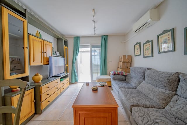 3 soverom Finca/Herregård til salgs i Torreblanca, Torrevieja med svømmebasseng - € 225 000 (Ref: 8998099)