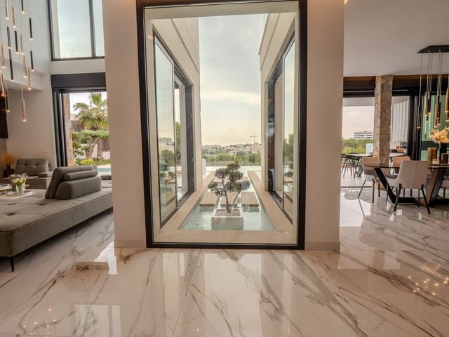 4 chambre Villa/Maison à vendre à Las Colinas Golf, Orihuela avec piscine garage - 2 880 000 € (Ref: 9013183)