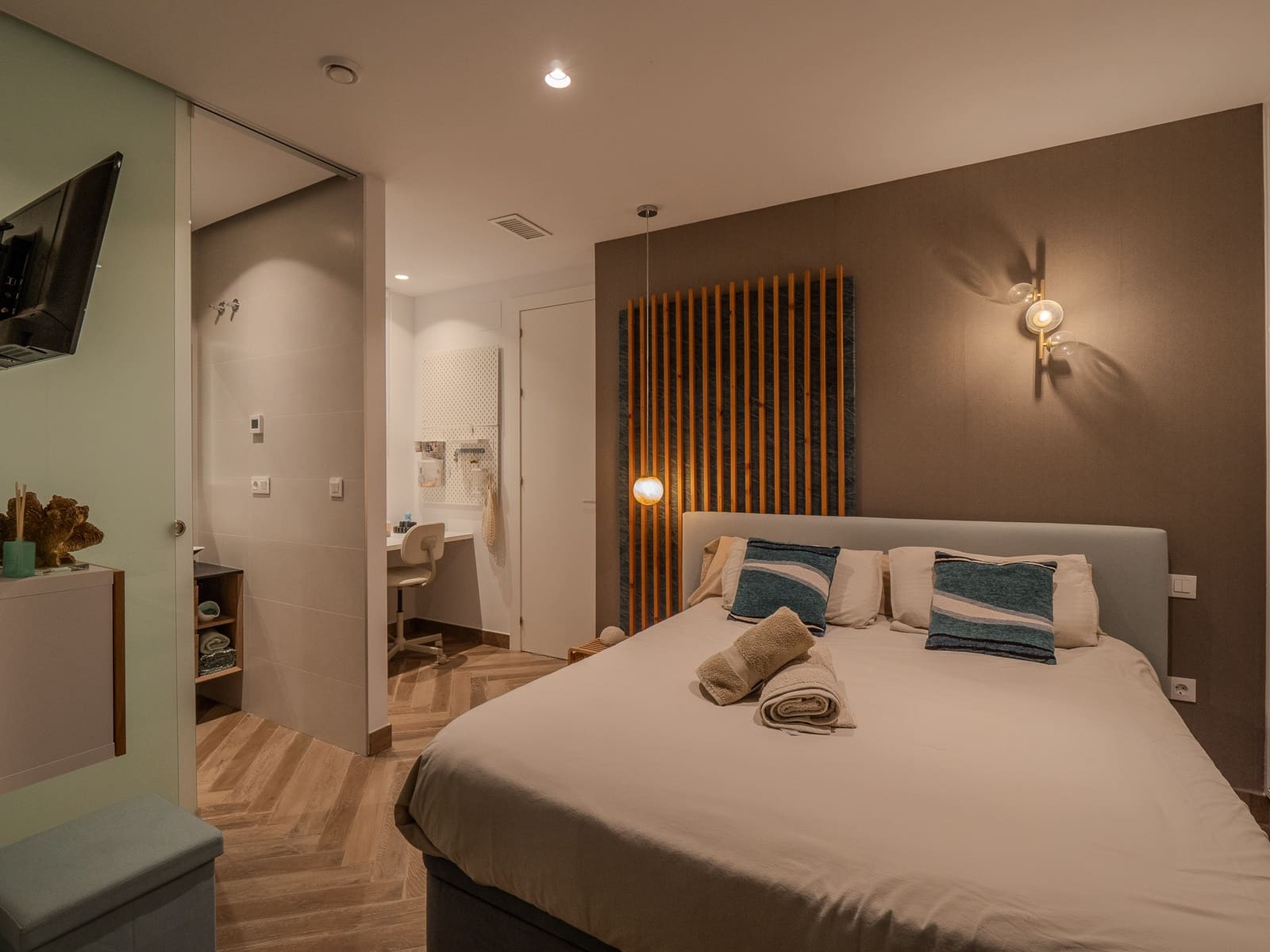 4 chambre Villa/Maison à vendre à Las Colinas Golf avec piscine garage - 2 880 000 € (Ref: 9013183)