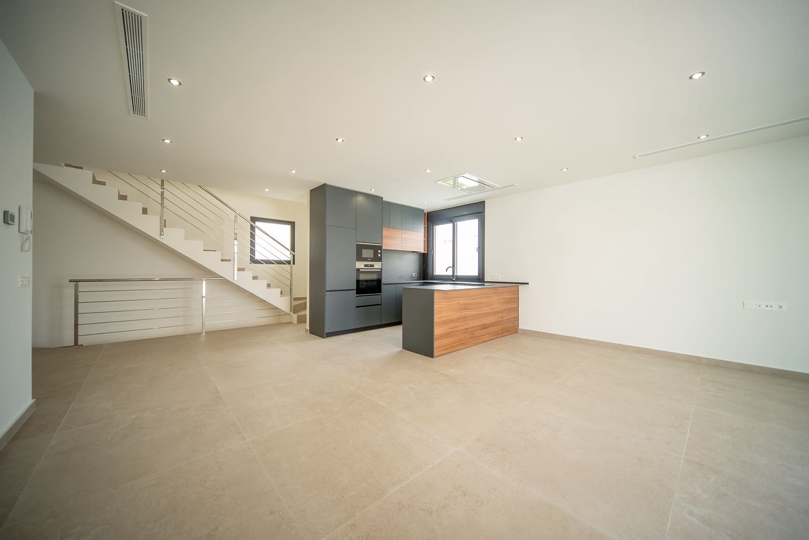 3 bedroom Villa for sale in Ciudad Quesada with pool garage - € 799,900 (Ref: 9061786)