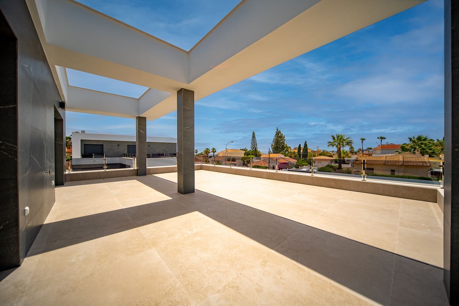 3 bedroom Villa for sale in Ciudad Quesada with pool garage - € 799,900 (Ref: 9061786)