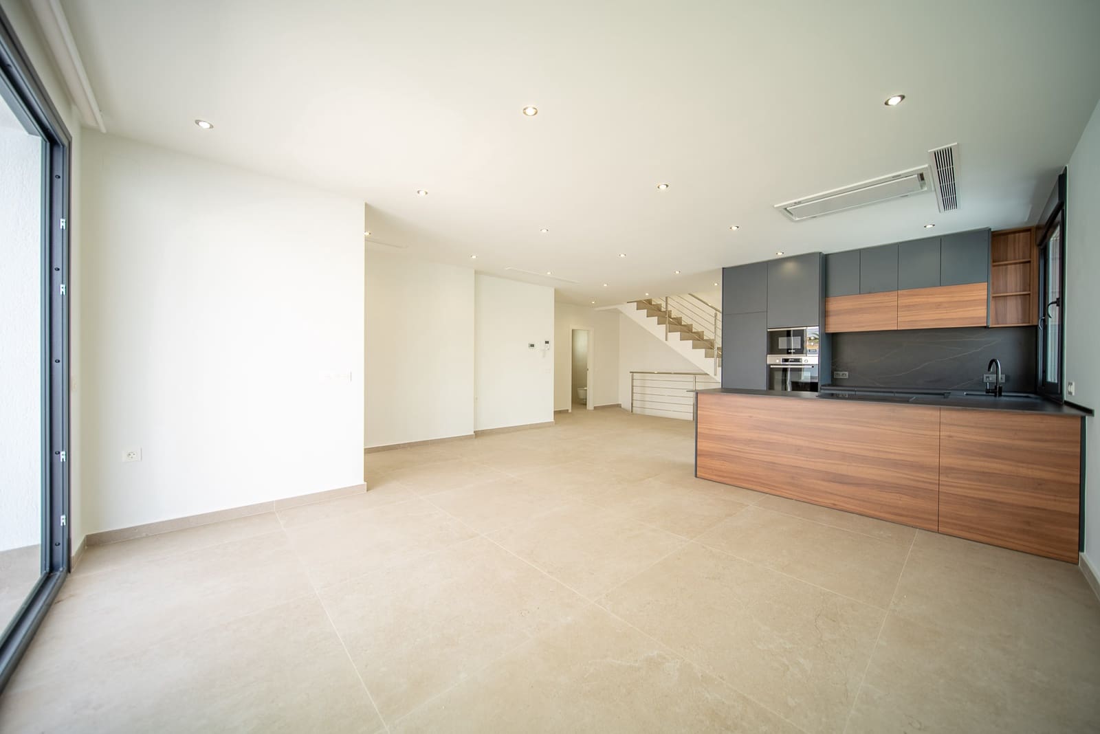 3 bedroom Villa for sale in Ciudad Quesada with pool garage - € 799,900 (Ref: 9061786)