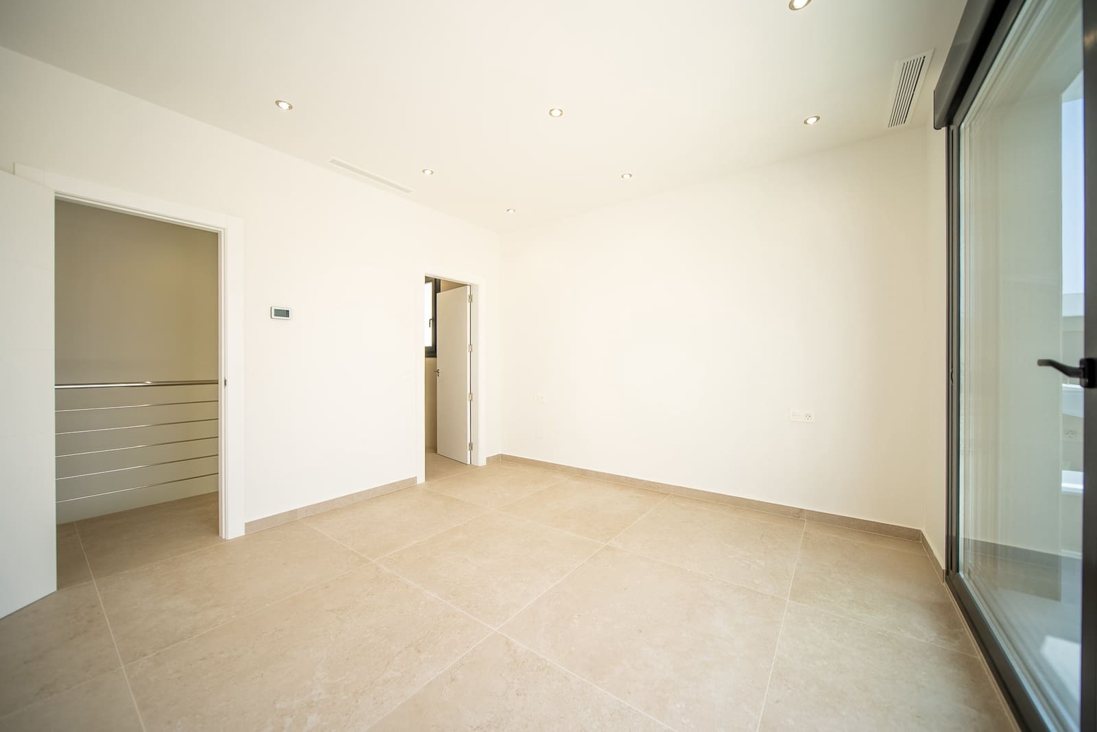 3 bedroom Villa for sale in Ciudad Quesada with pool garage - € 799,900 (Ref: 9061786)